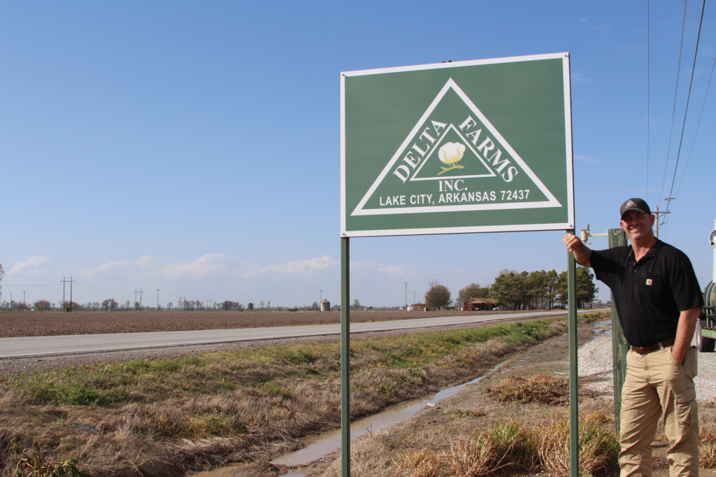 Len Nall of Delta Farms uses yield maps and soil data to formulate his variable-rate fertilizer applications and planting prescriptions.