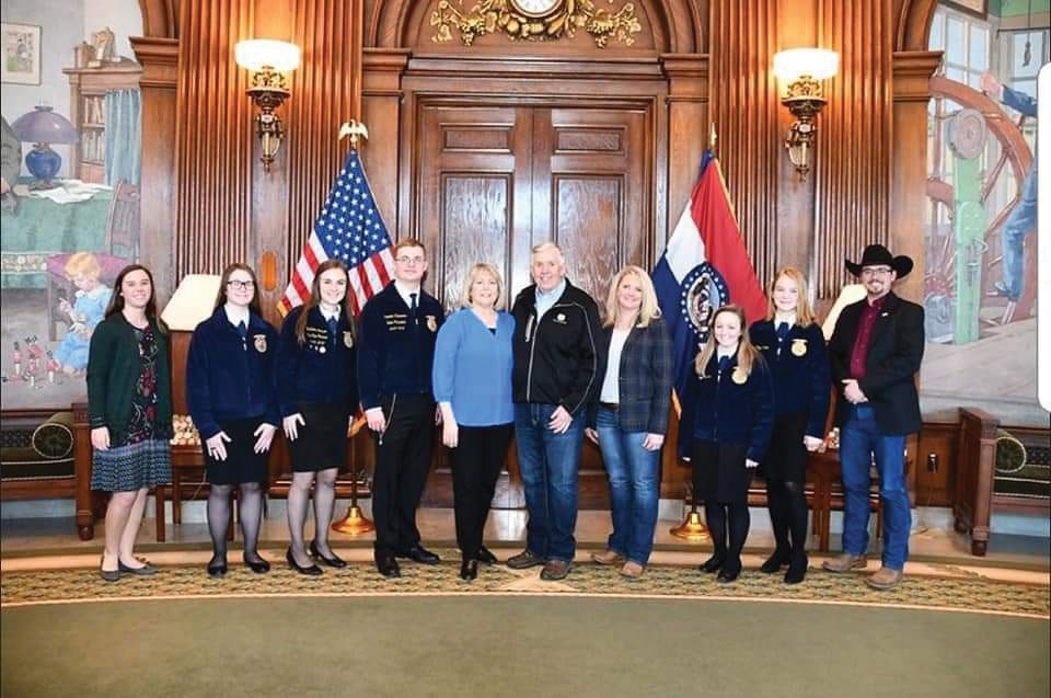 Visiting Gov. and Mrs. Parson in the governor’s office with his FFA students.